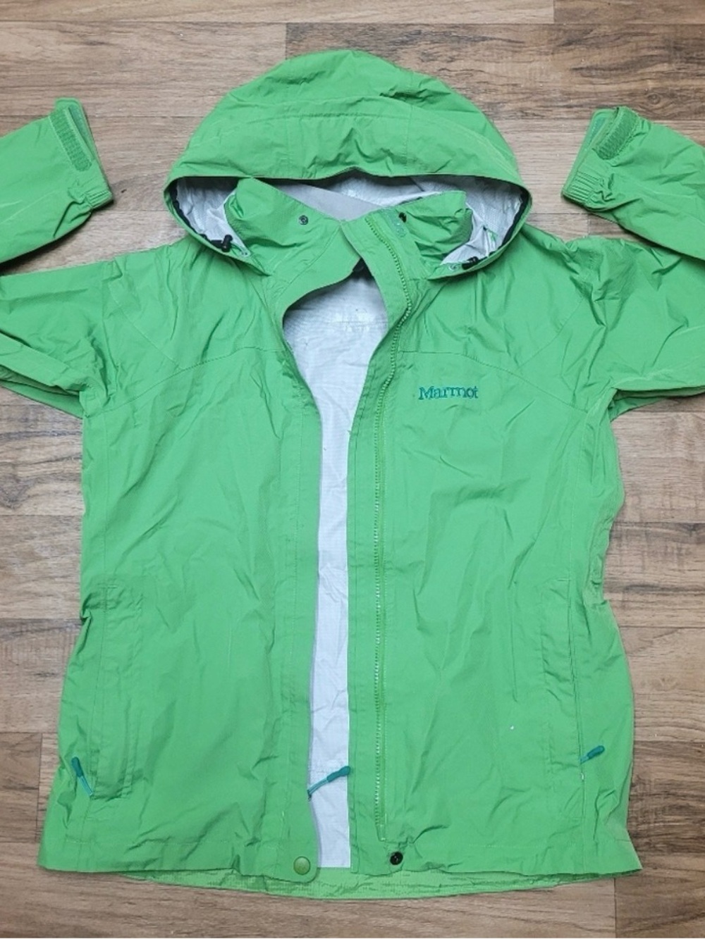 Marmot womens ' Lightweight Green Hooded Rain Jacket size small